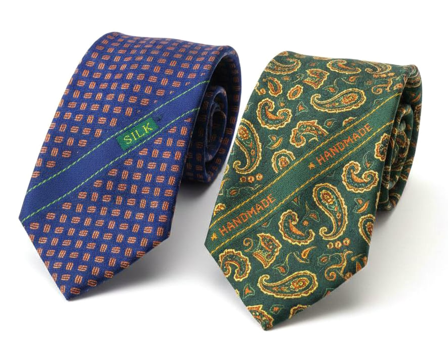 Как хранить шелковые галстуки