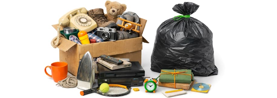 Куда деть старые вещи